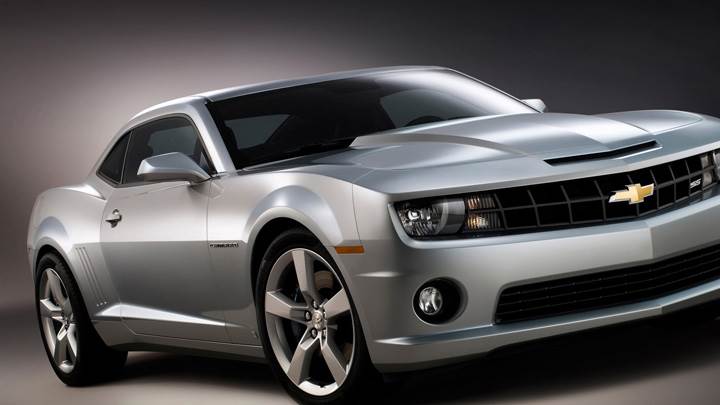2010 Chevy Camaro SS Side Front Pose